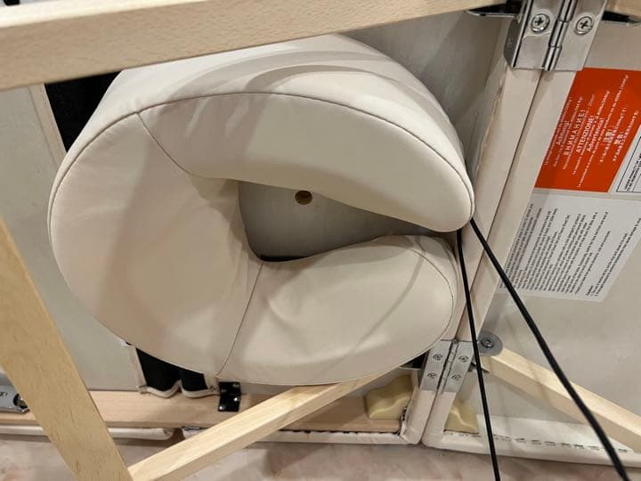 フォンタナ　エステ　マッサージベッド　美品