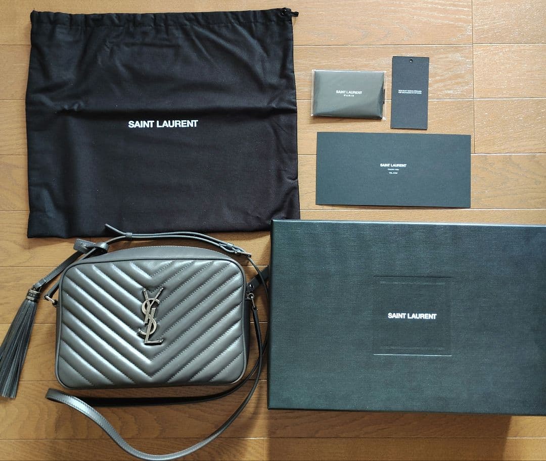 SAINT LAURENT サンローラン　 ショルダーバッグ　ルーカメラバッグ