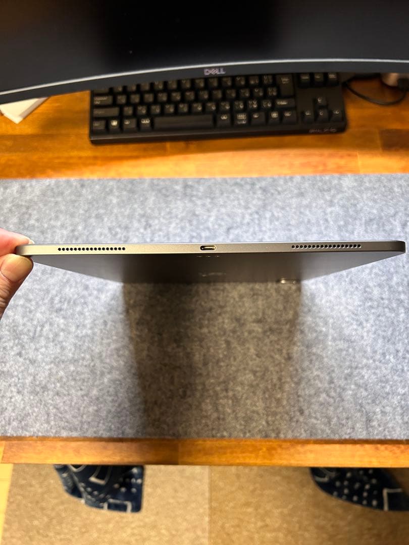 【セット】iPad Pro 12.9 第4世代 純正キーボード SSD 1TB