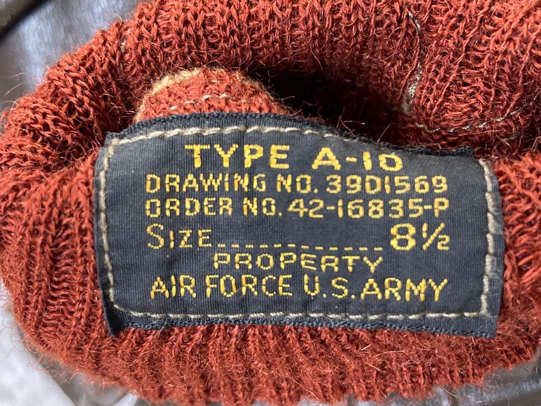 J*m様 The REAL McCOY'S ? A-10 GLOVE 赤リブ