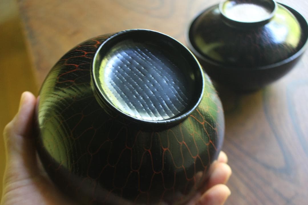 デッドストック！上質黒漆に極上網目蒔絵の映える煮物椀2点（検輪島塗蒔絵椀雑煮椀