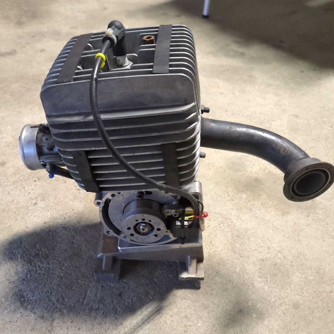 カートエンジン　ＫＴ１００ＳＤ