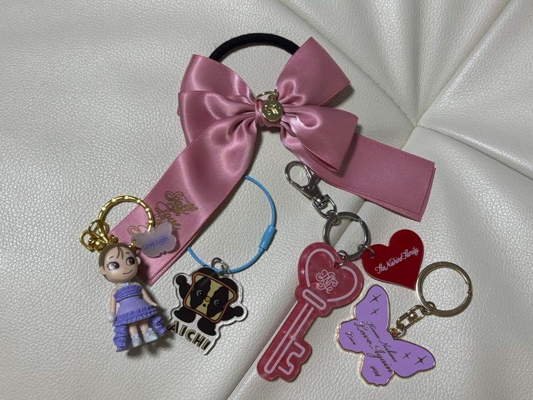 西野カナキーホルダー　ヘアゴム