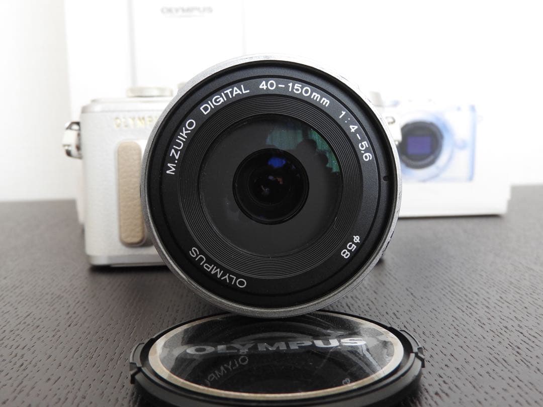 OLYMPUS PEN E-PL8 ダブルズーム ホワイト オリンパスミラーレス
