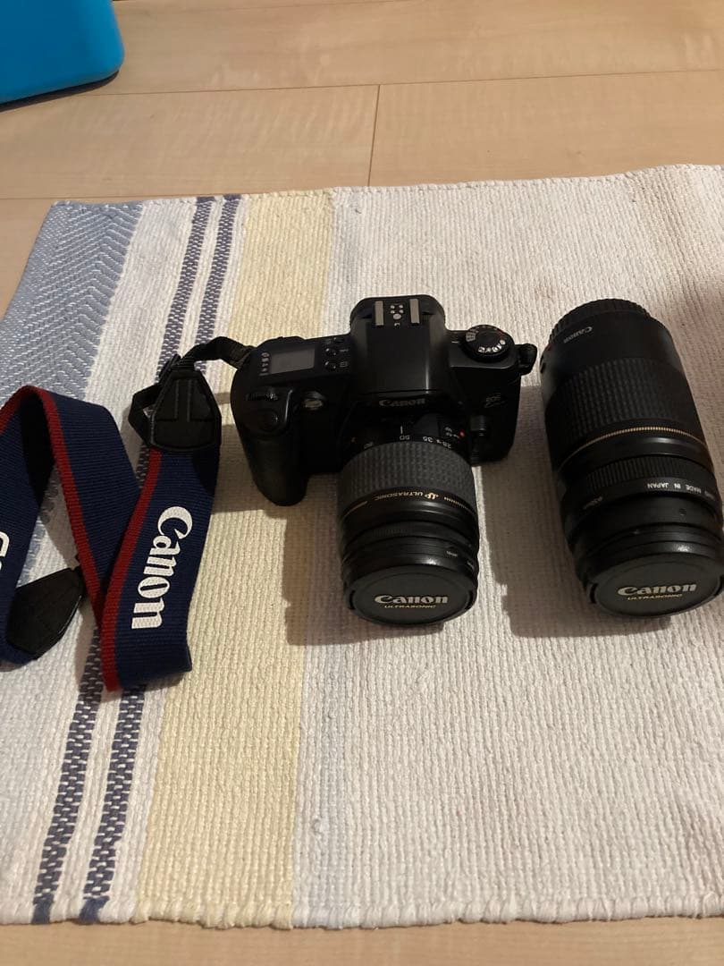 Canon EOS 一眼レフカメラ + レンズ2本　フィルム付き