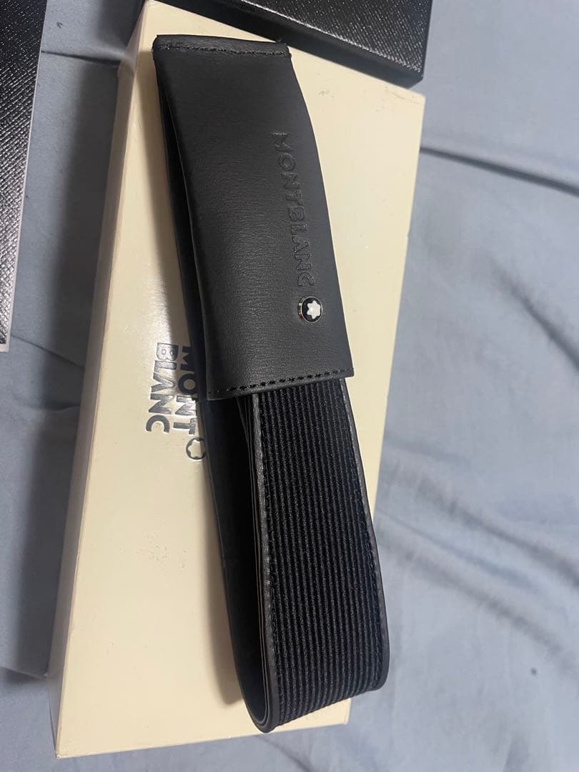 MONTBLANC ブラックレザー ペンケース
