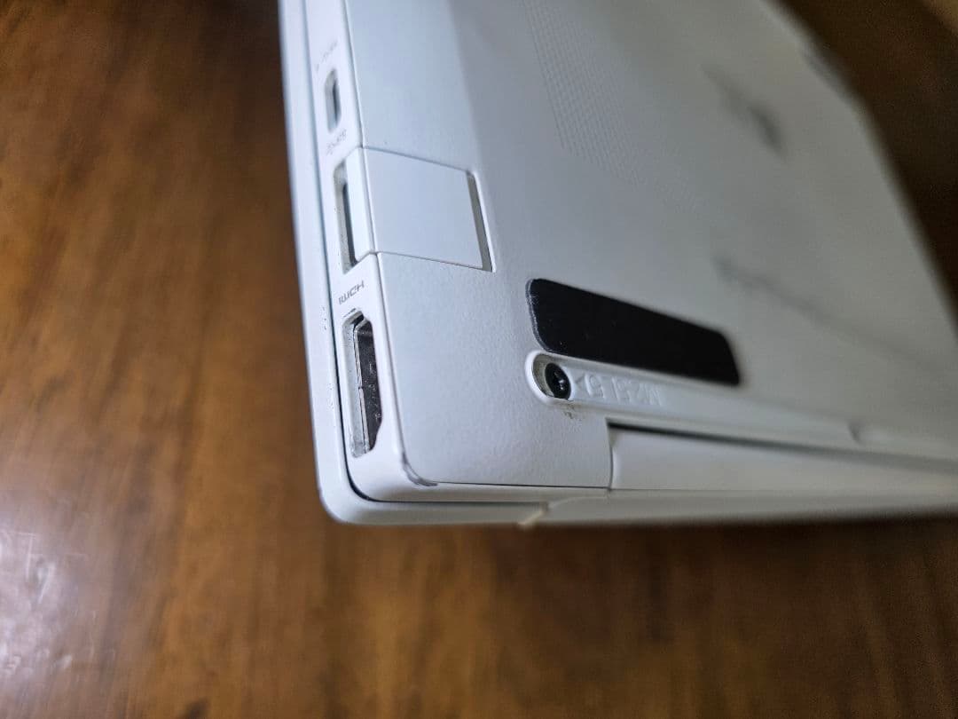 HP Pavilion　Aero Ryzen 7　16GB 500GB