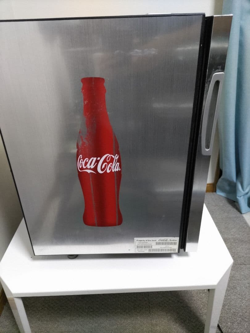 コカ・コーラの冷蔵庫　ショーケース