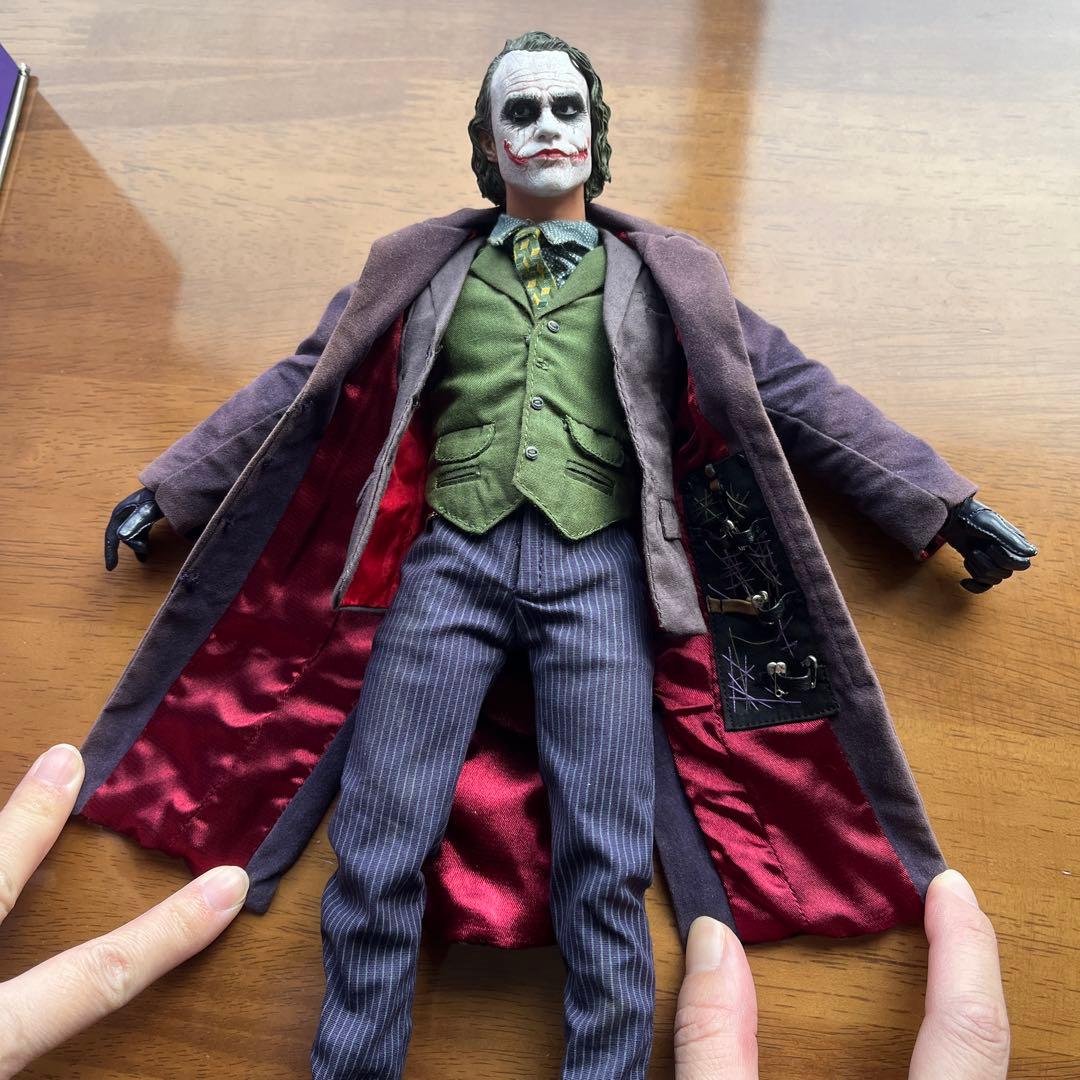 ムービー・マスターピース DX01ダークナイト 1/6フィギュア ジョーカー