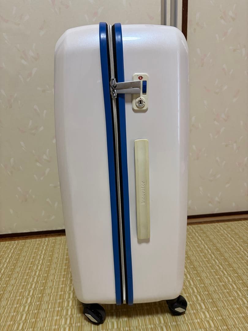 innovator イノベーター スーツケース ホワイト