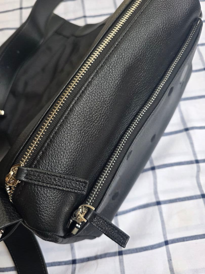 ビアズリー ドットブラックショルダーバッグ ボデイバック