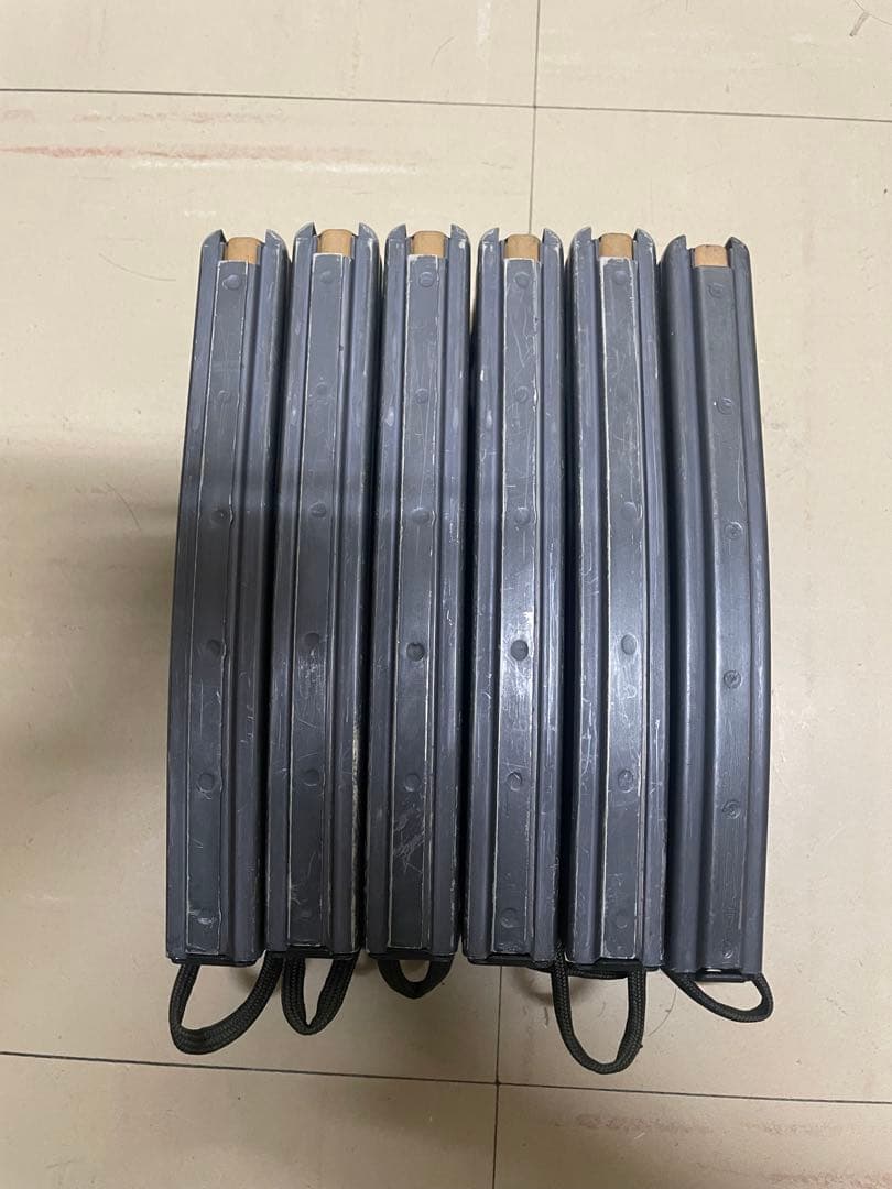 実物　米軍放出品　5.56mmマガジン