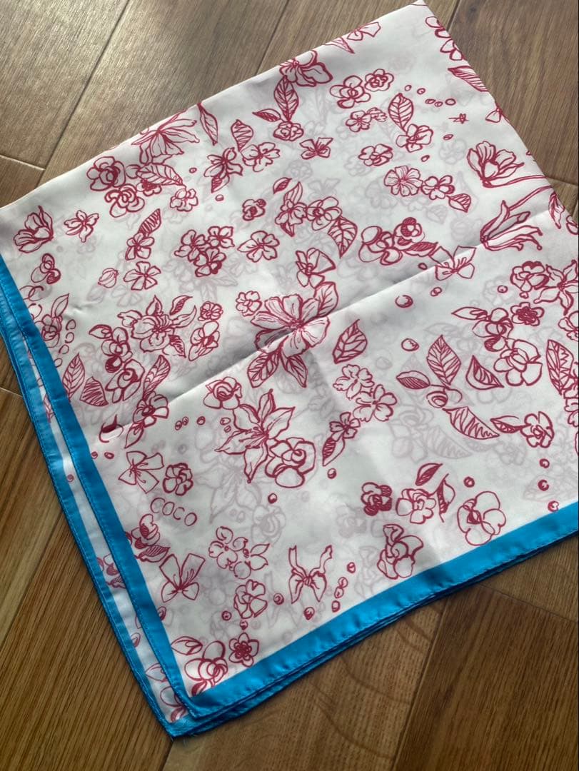 G-DRAGON ジードラゴン　スカーフ　ジヨン　BIGBANG 空港コーデ