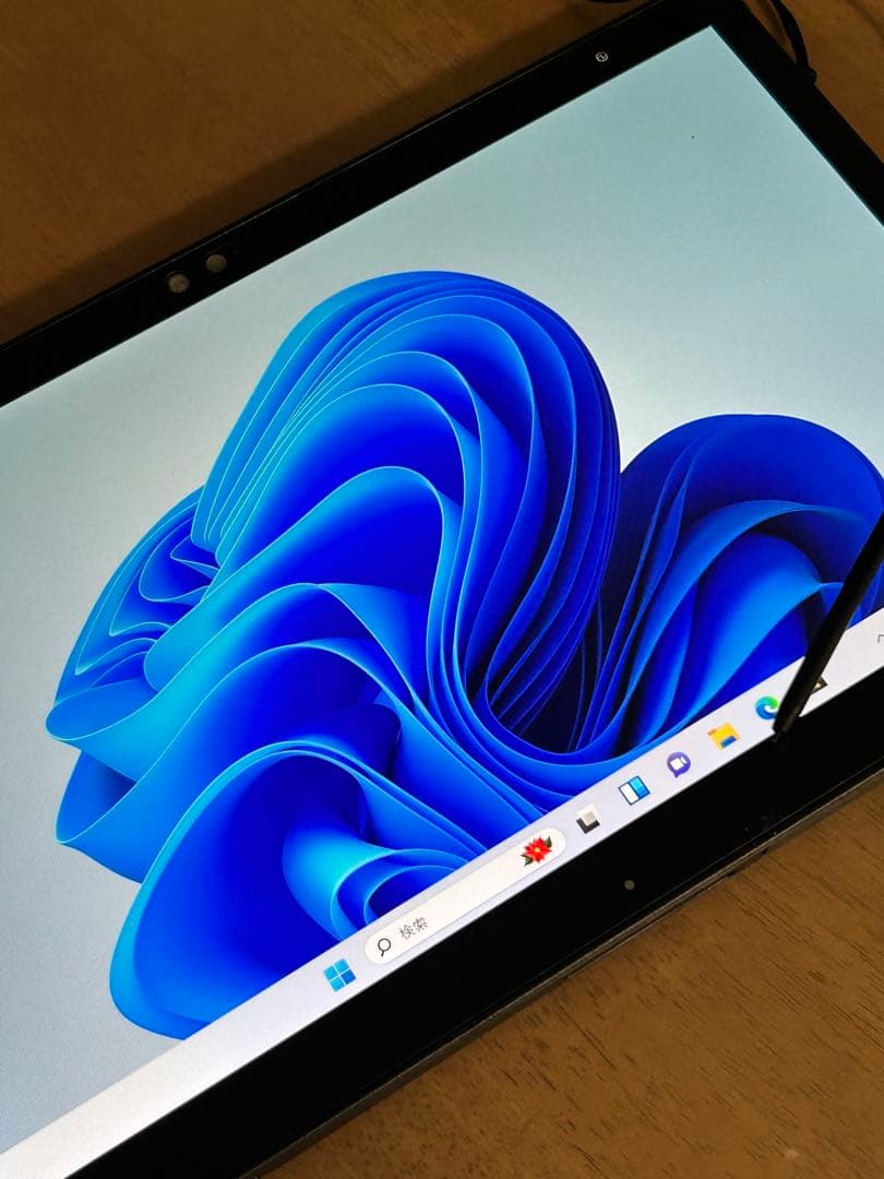 高性能タブレットPC i3 10世代 fujitsu arrows Q7310