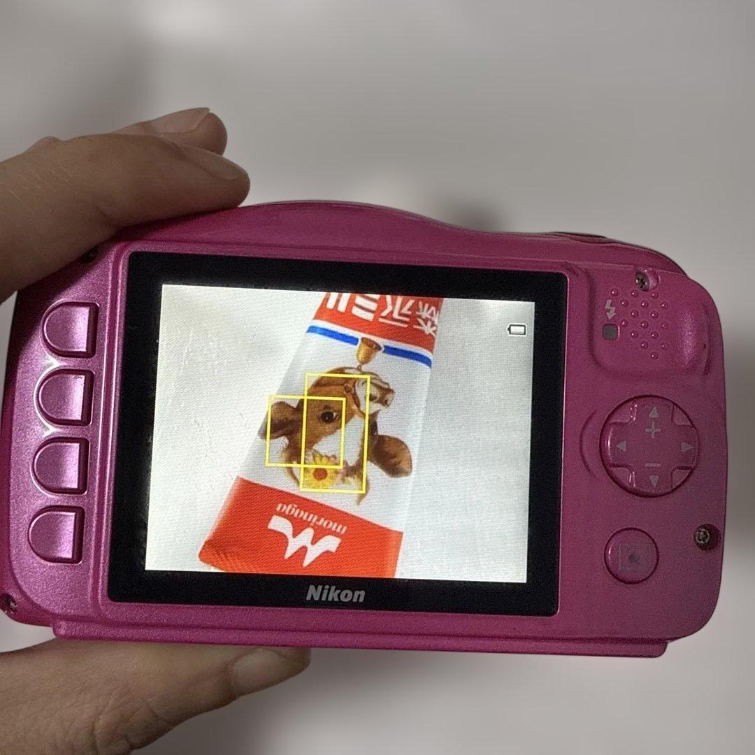 ❗️激安価格❗️デジカメ　本体　Nikon Coolpix W100