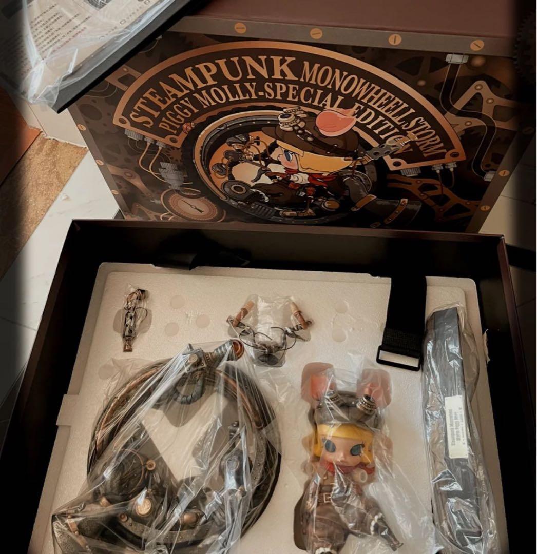 デザイナーズトイ 末那末匠 ポップマート  Molly フィギュア D