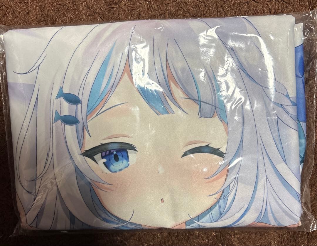 がうるぐら 抱き枕カバー 400万人記念グッズ