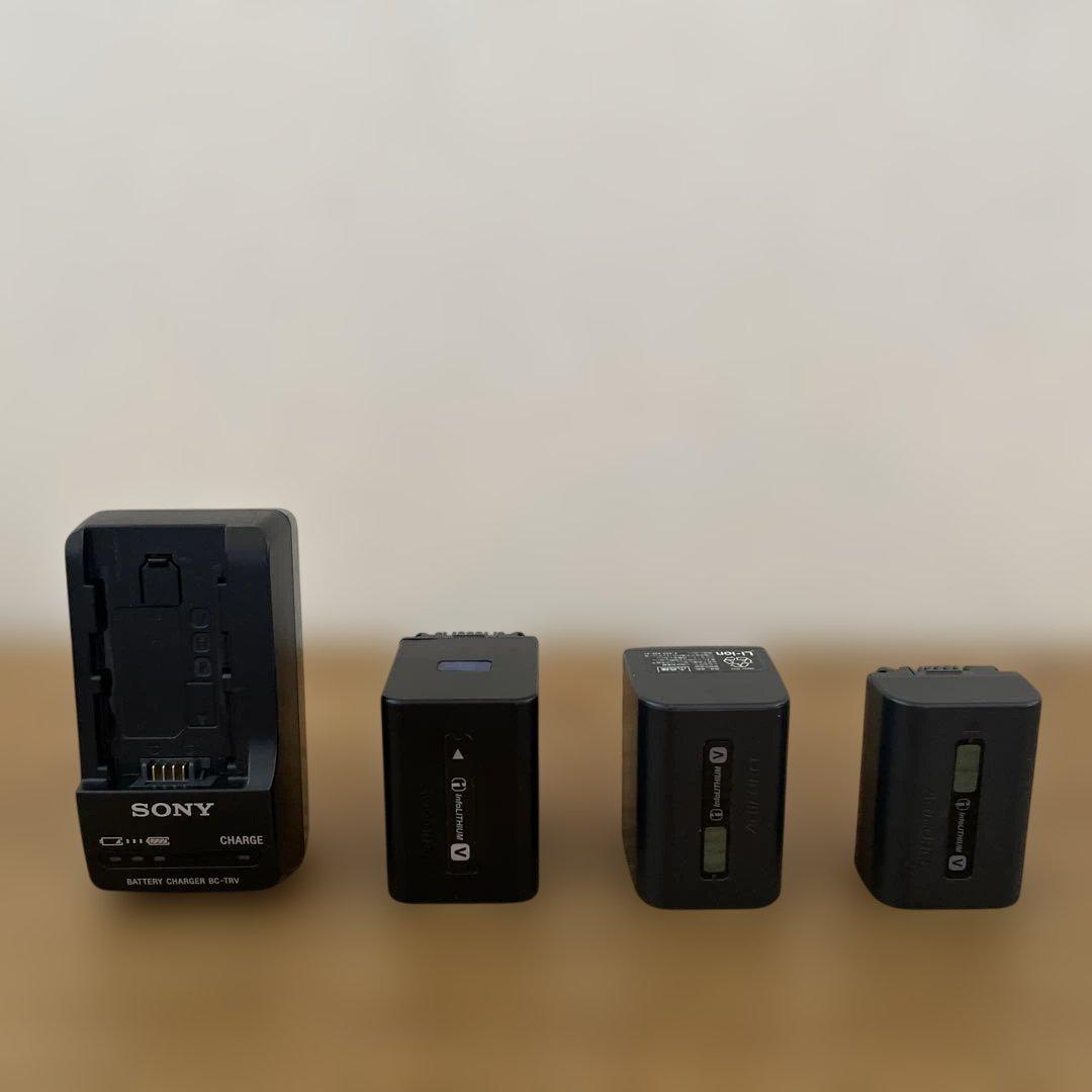 SONY（ソニー）　ビデオカメラ　HDR-PJ675 外箱有り