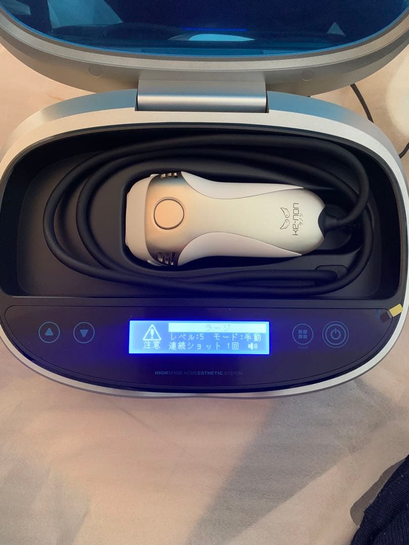 【美品】エムテック KE-NON 脱毛器　フラッシュ式 シャンパンゴールド