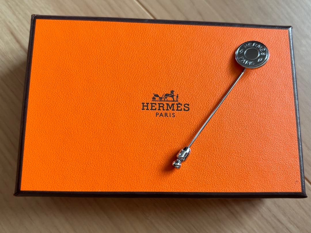 エルメス　ピンブローチ