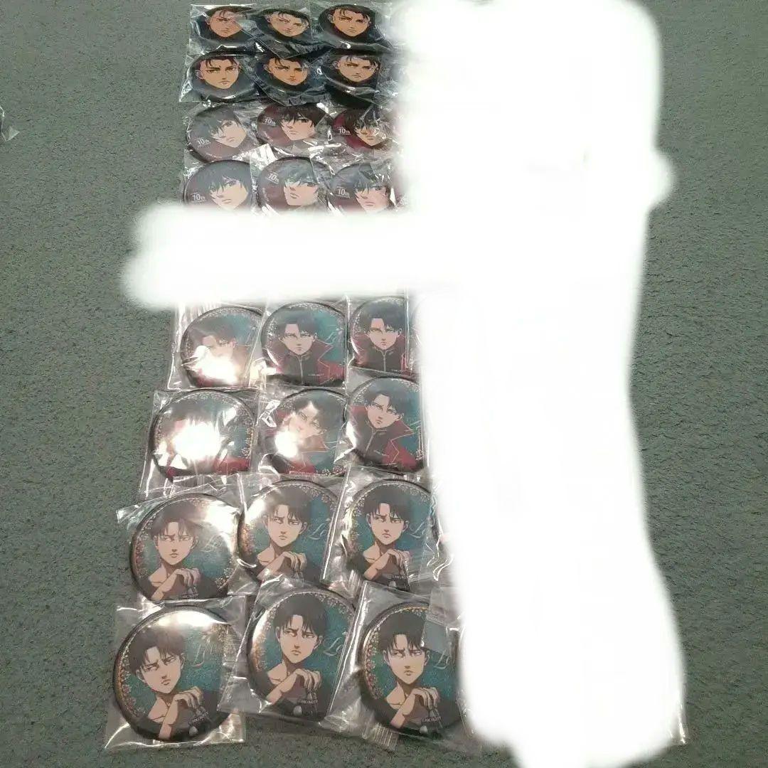 缶バッジ24個　リヴァイ兵長