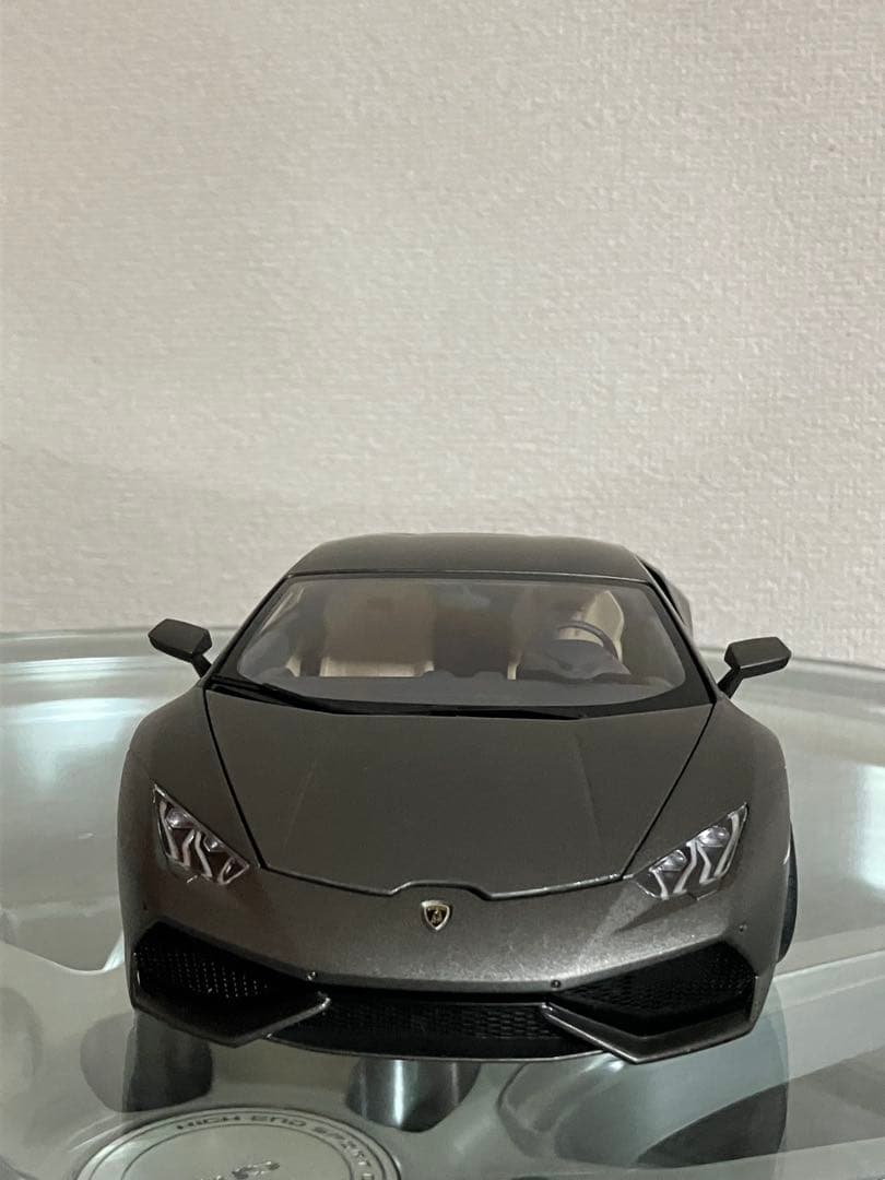 ランボルギーニウラカンペルホラマンテ　グレーソリッド　ダイキャストミニカー