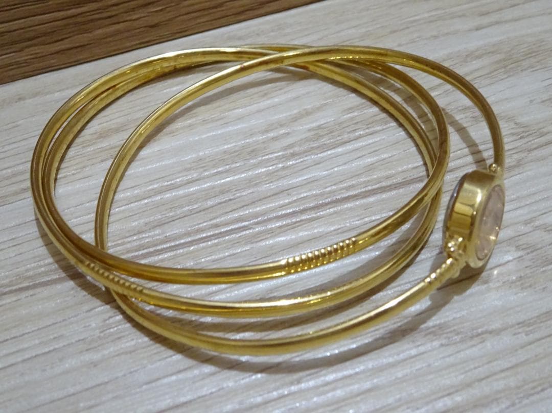 訳あり WAKO 和光 Raffinee ラフィネ 3連バングルウォッチ 腕時計