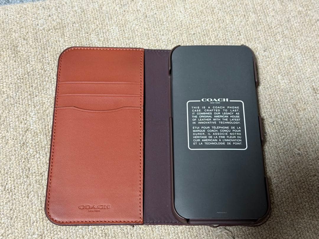 iPhone17ProMax COACH（R）ブックタイプケース