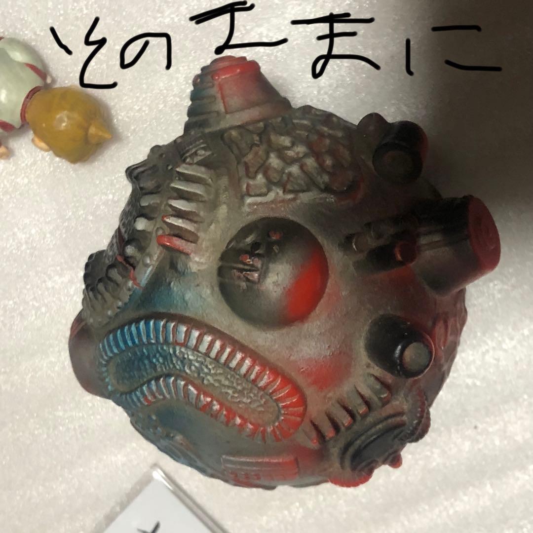 怪獣の貯金箱