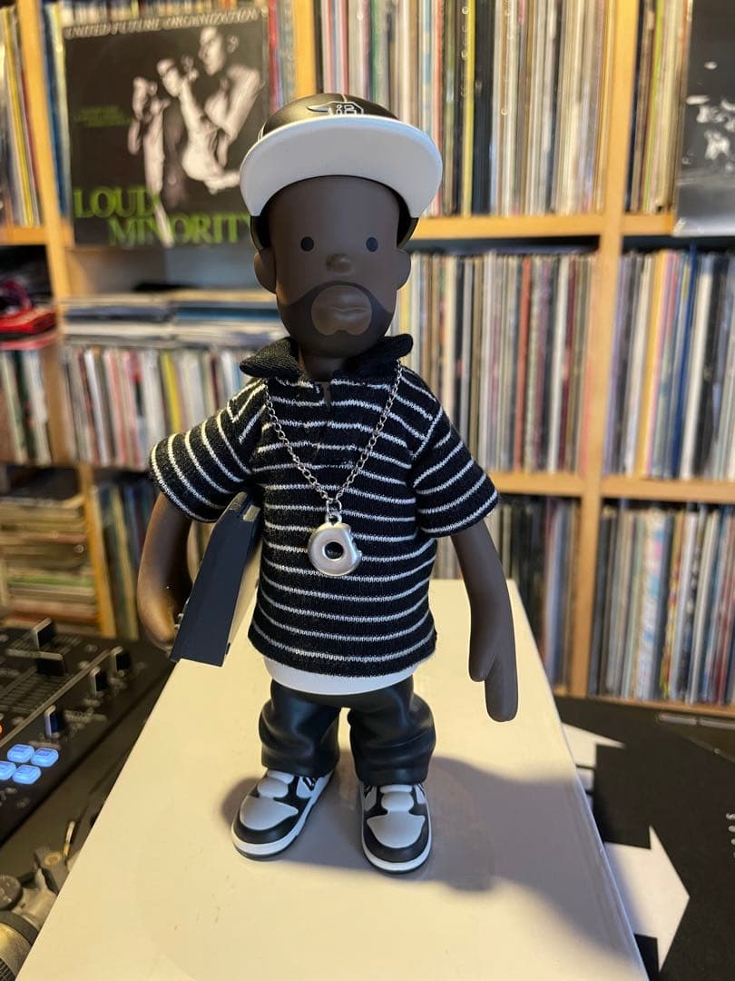 J DILLA × STUSSY(白） フィギュア 2体セット