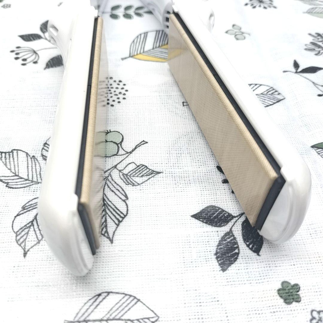 《ほぼ未使用》 KINUJO 絹女 ストレート アイロン ホワイト