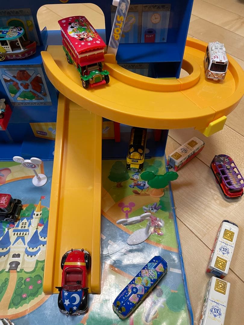 値下げ‼️豪華セット♡完売品⭐︎レア　ディズニー　トミカ　24台　収納ケースセット