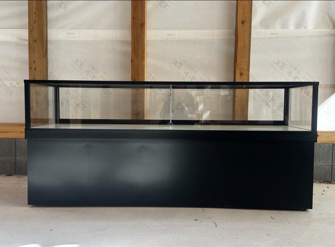 L*)様 ガラスショーケース 高級 店舗什器 アルミ製180cm