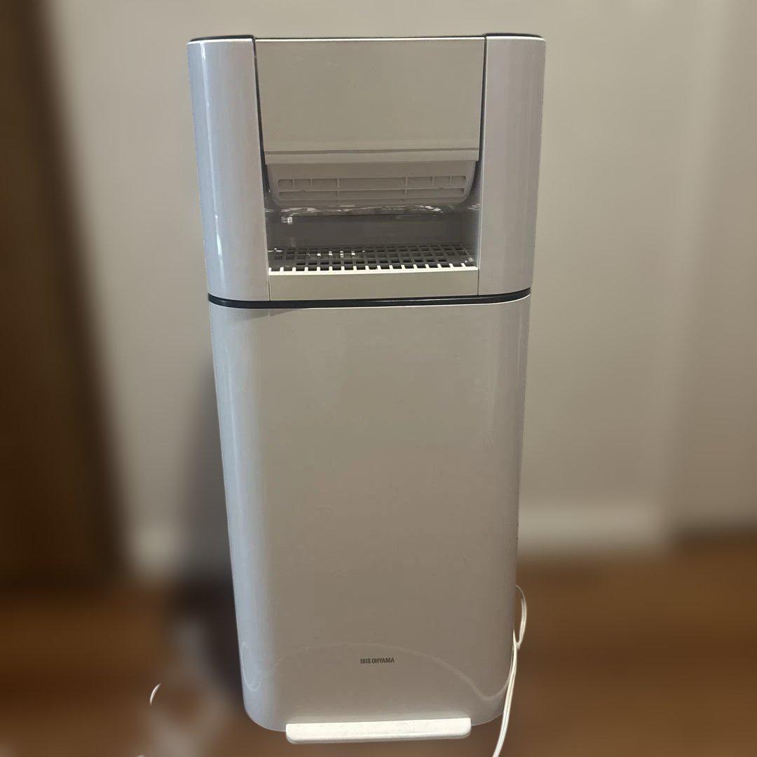 H*U様 IRIS OHYAMA 除湿機 ホワイト 2021年製