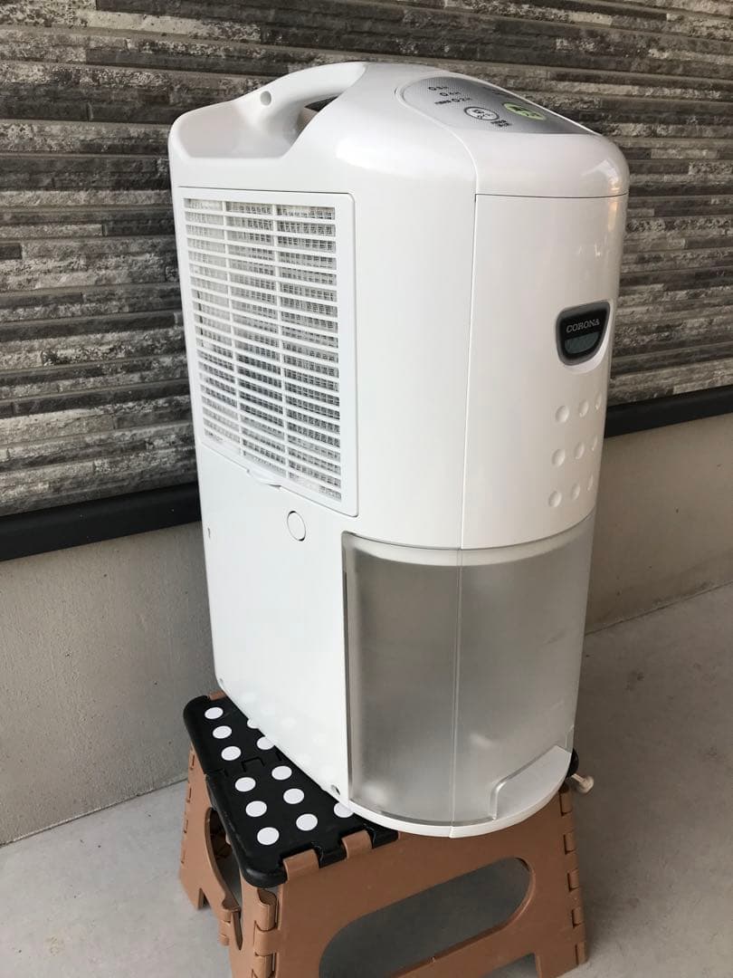 コロナ 衣類乾燥除湿機 2019年製 コンプレッサー式 衣類乾燥機 除湿機