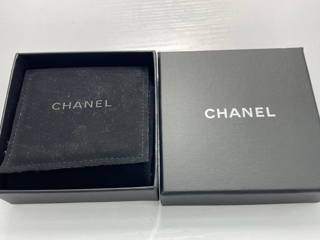 みき【極美品】シャネル スター パールブローチ 正規品 刻印あり