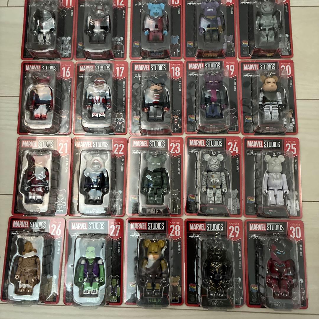 ベアブリック 新品　フルコンプリート　キャラクターシリーズ