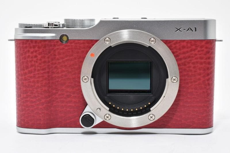 Fujifilm X-A1 ミラーレスデジタルカメラ（付属品あり）