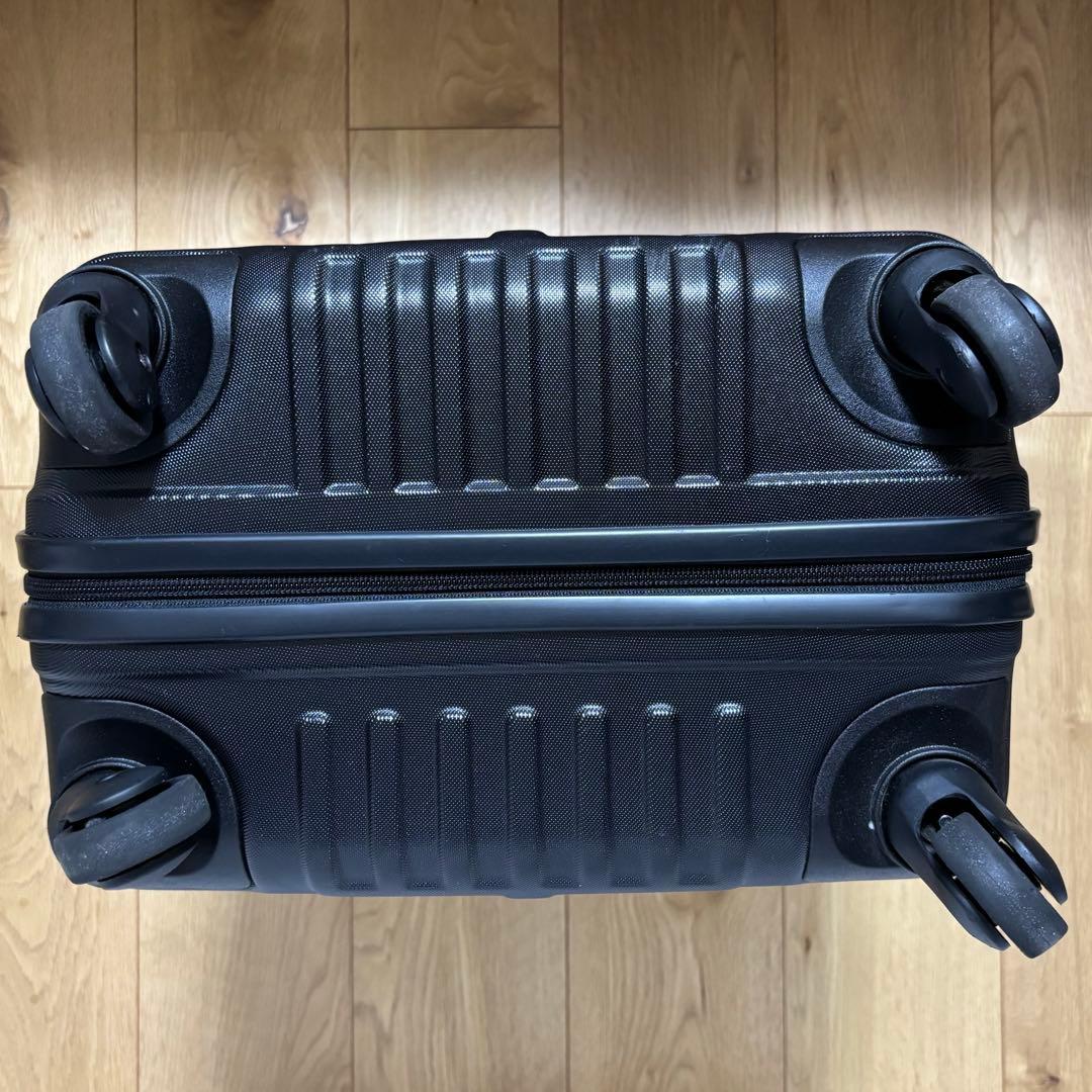 【美品】 BRIEFING H-37 キャリーケース ブラック　37L 機内可