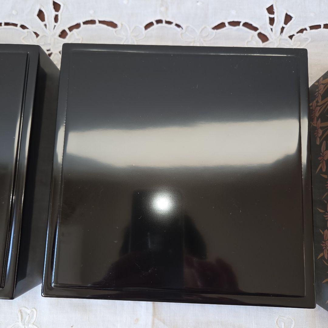 菖蒲と橋の重箱(六寸角三段重)高級漆器