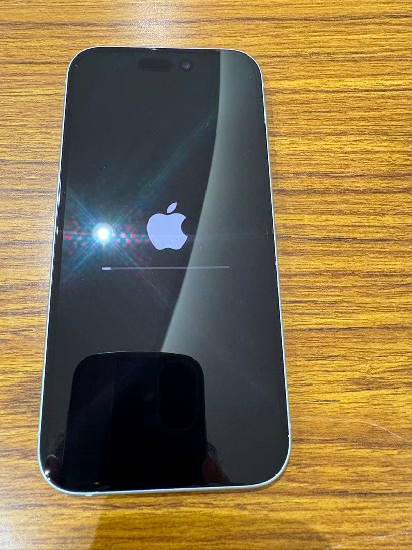 Apple iPhone 15 ホワイト 128GB