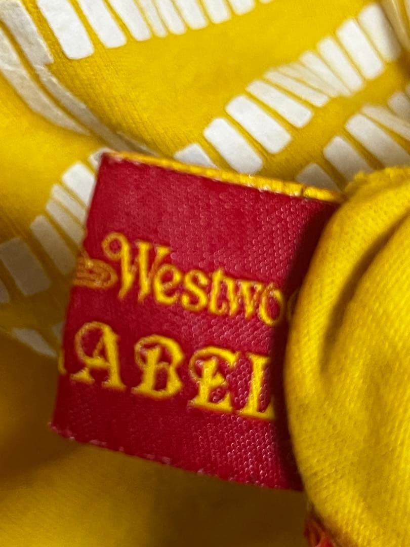 ヴィヴィアンウエストウッド　フロントオーブロゴ　タンクトップ