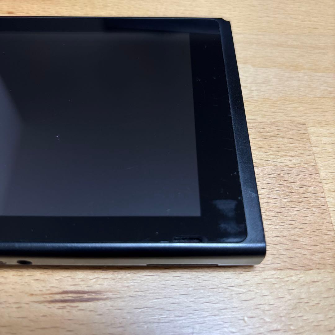 nintendo switch 本体　画面傷あり　ニンテンドースイッチ