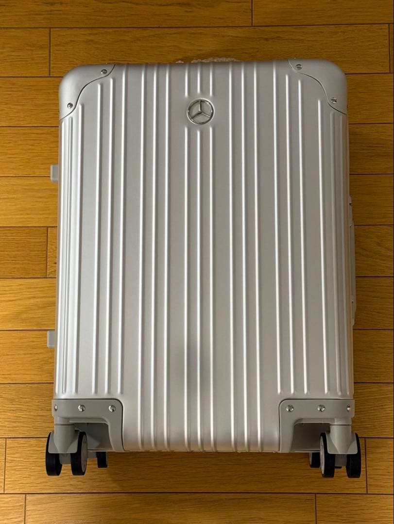 メルセデスベンツ アルミスーツケース シルバー キャリーケース
