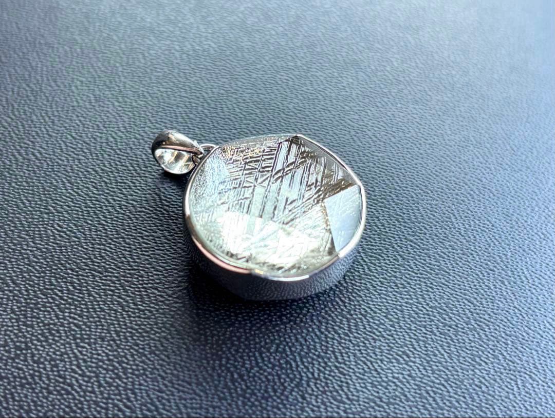 ナデシコ　究極品質　レインボーアンモライトとシルバーギベオンの六芒星PT