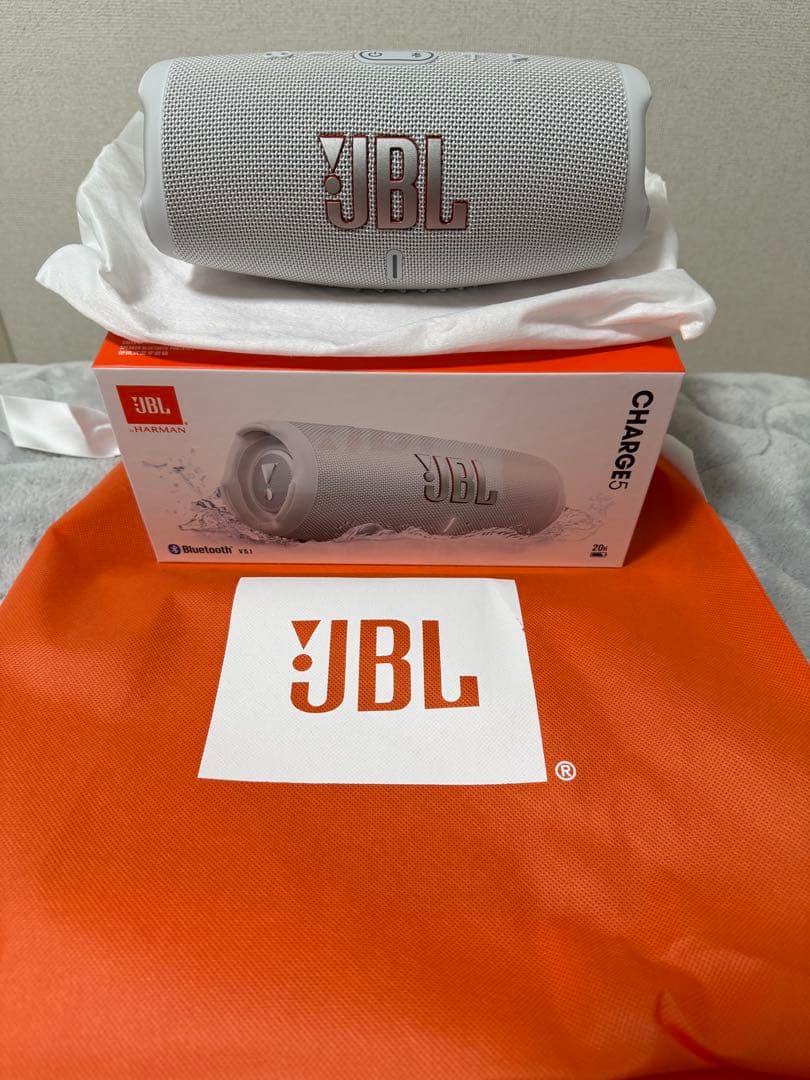 JBL charge5 スピーカー ホワイト 限定カラー 極美品