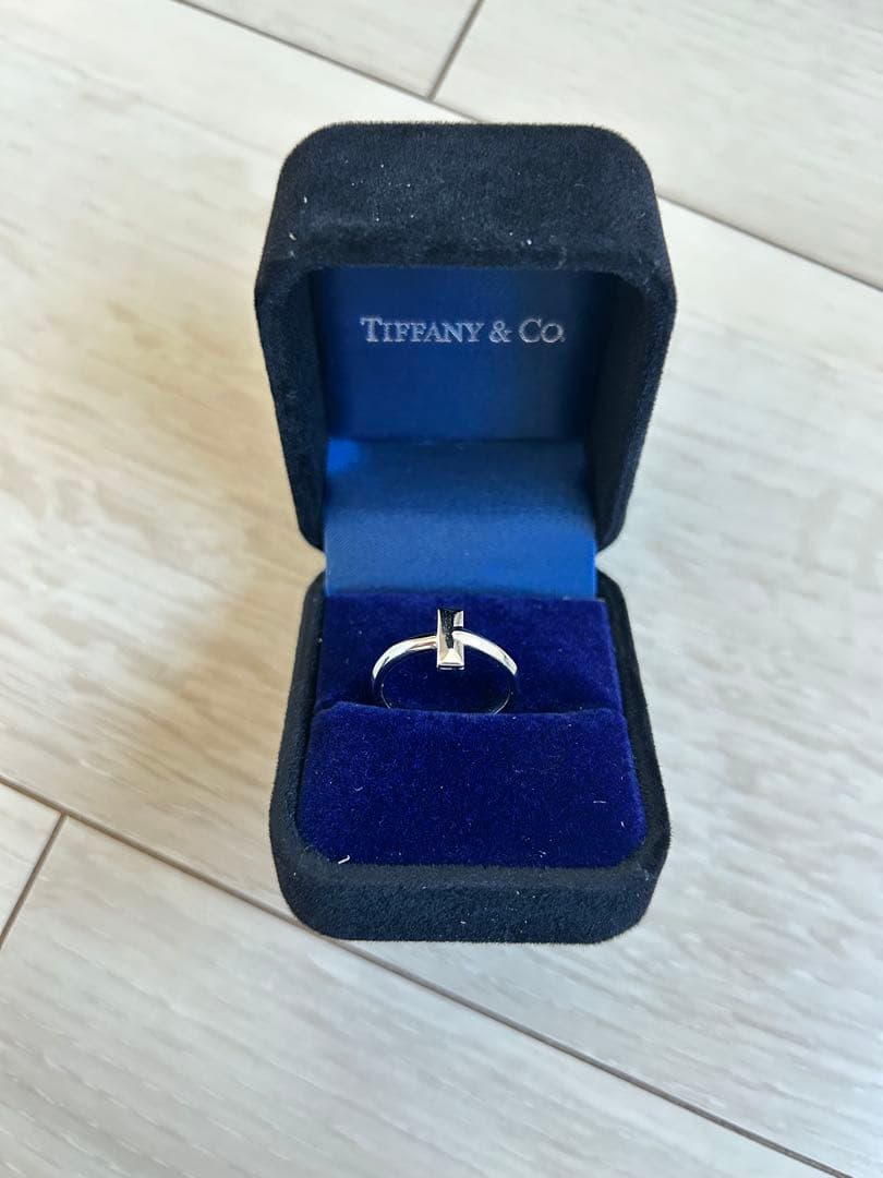 Tiffany & Co. ナローTリング ホワイトゴールド
