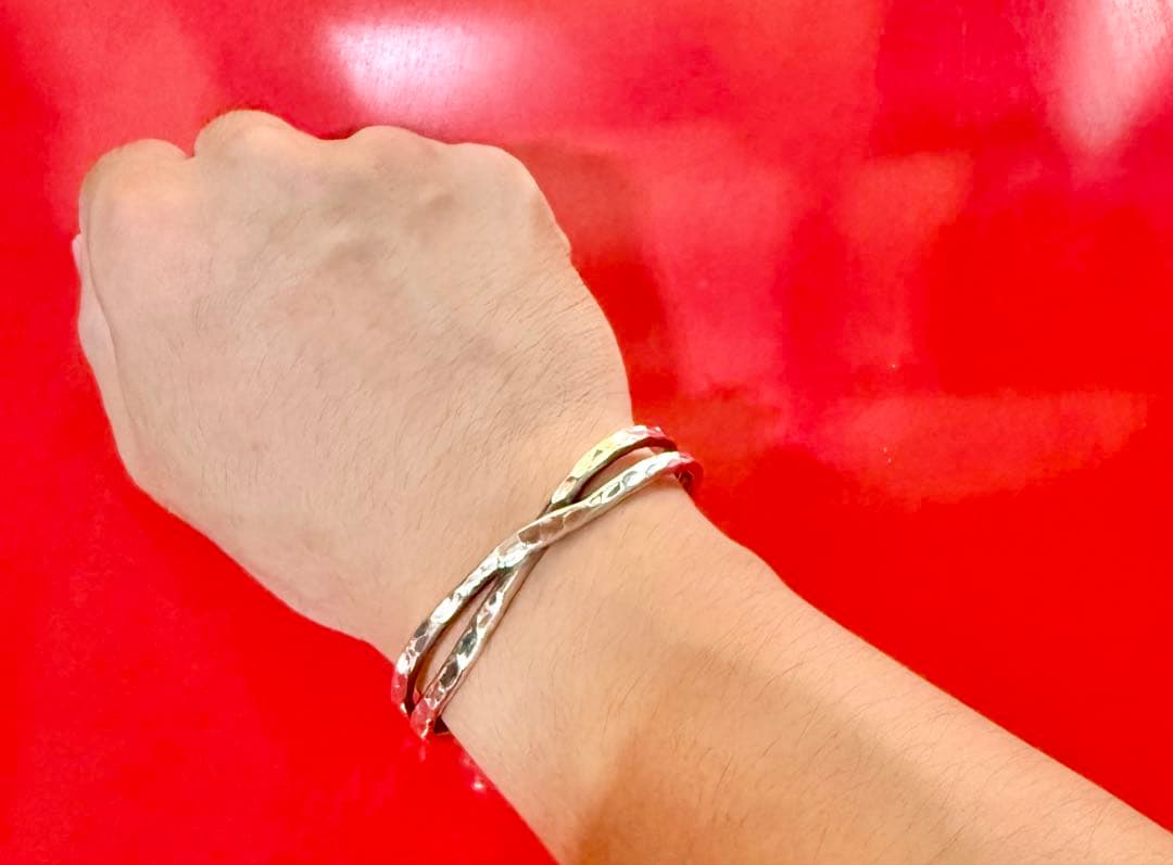 し*ご様 市松　シルバー クロスバングル 収納袋付き