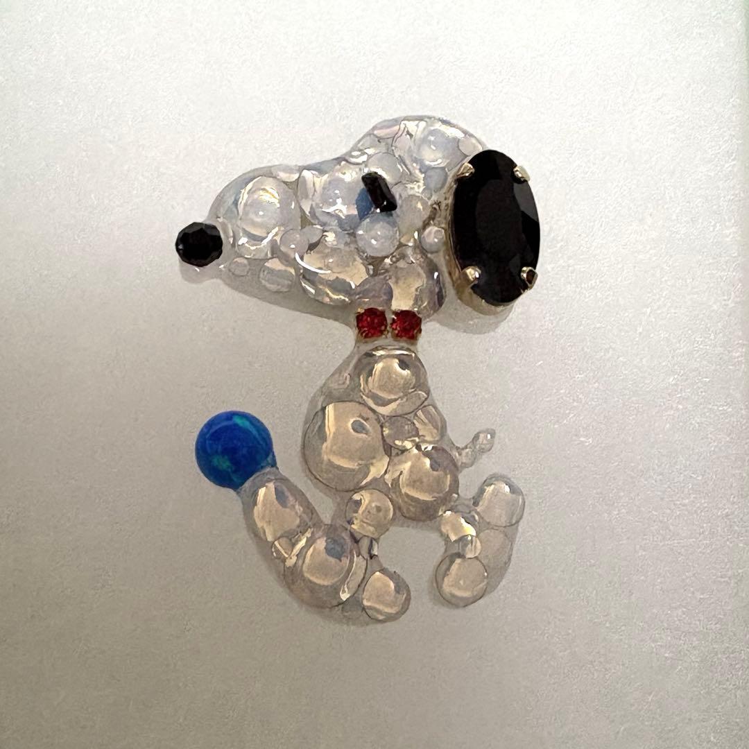 【tama juicy bijoux 】三越伊勢丹限定スヌーピー　ブローチ