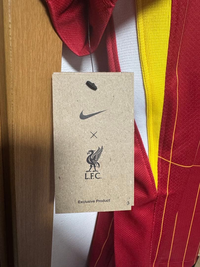 未使用24/25 リヴァプール 優勝記念ユニフォーム　Lサイズ